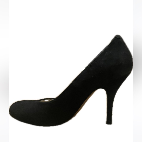 STEVE MADDEN PUMPS BLACK SUEDE SZ 8 LIKE NEW WORN ONCE INSIDE. - Picture 2 of 9